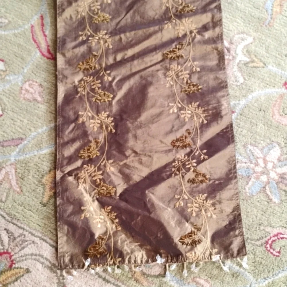⚜️ World Market GOLDEN SHEEN Set of 8 Napkin  VNC